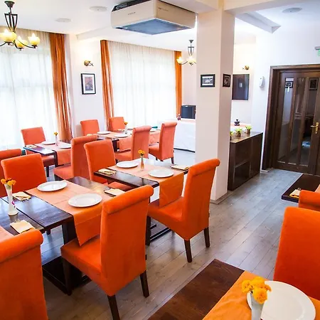 Draga Maria Hotel 3*